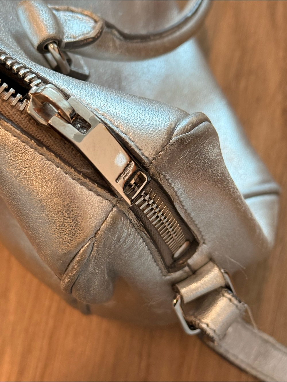 saint laurent mini duffel bag silver - Picture 4 of 7